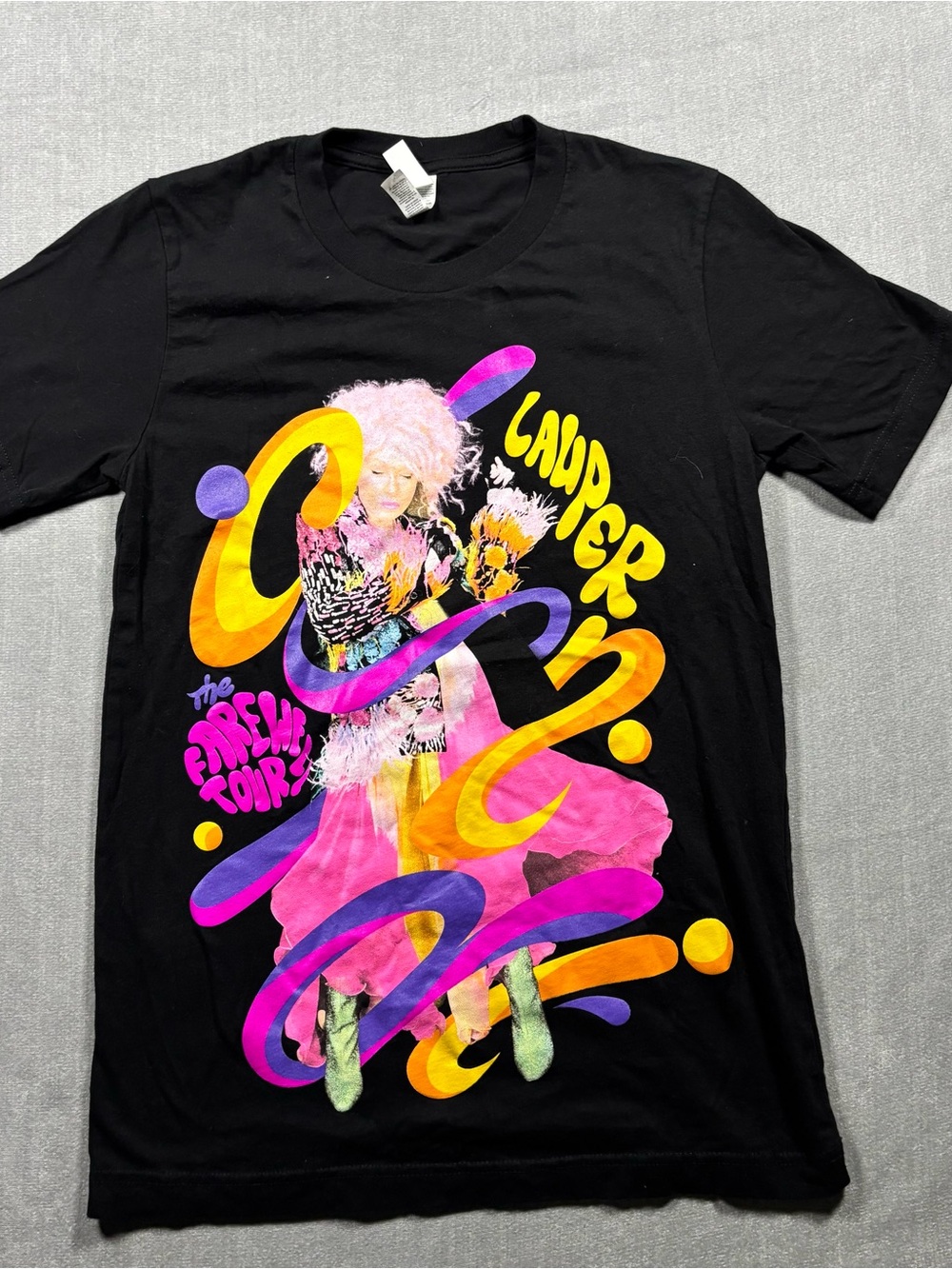 Vintage Cyndi Lauper Farewell Tour T-shirt Short Sleeve Large Colorful Graphic